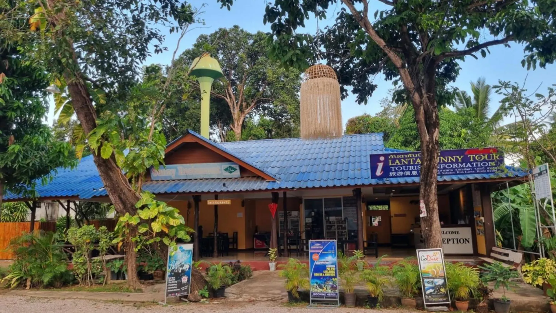 Sunny House Garden Hotel Ko Lanta Thailand