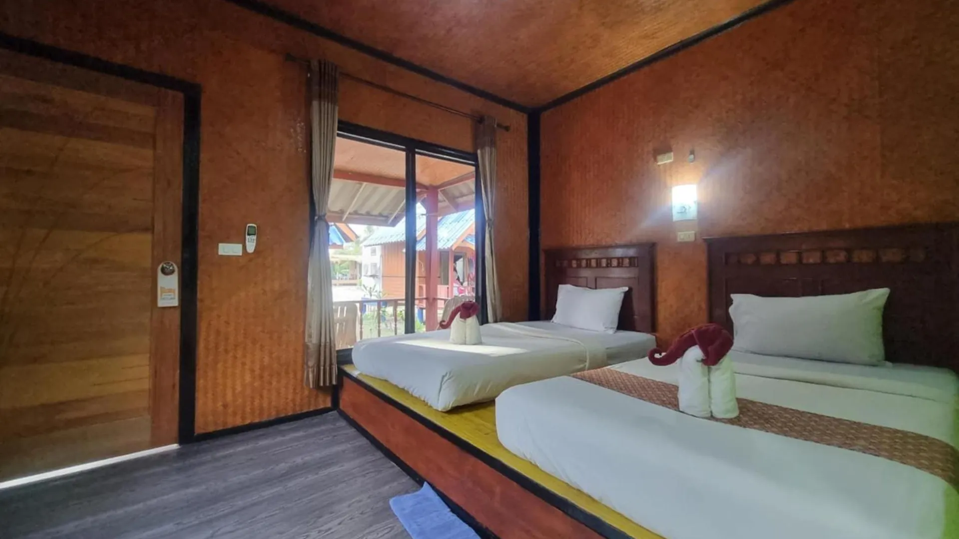 Sunny House Garden Hotel Ko Lanta Thailand
